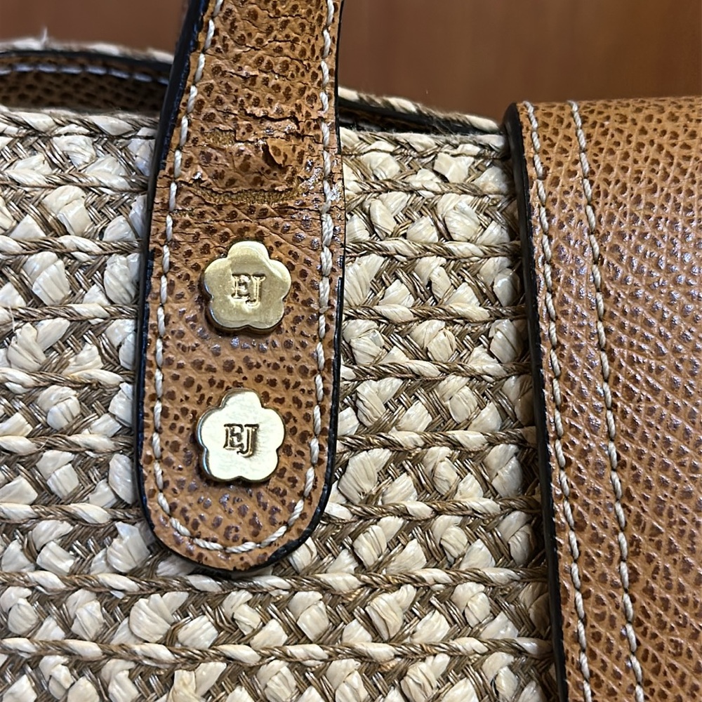 Eric Javits Straw & Leather Vintage Bag. Flower Closure Matching Mirror Included - Picture 10 of 16